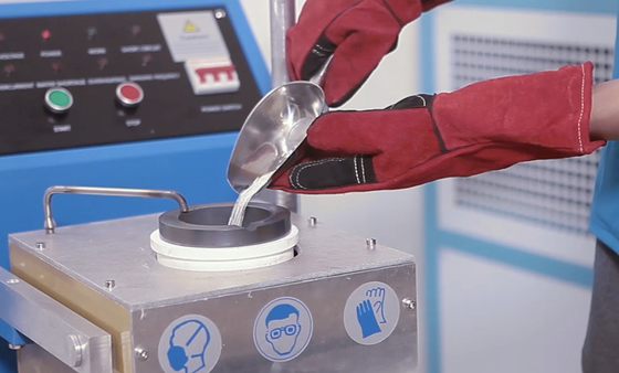 1600 calefator de indução contínuo de prata da fornalha de indução 2.5kg do grau 15kw